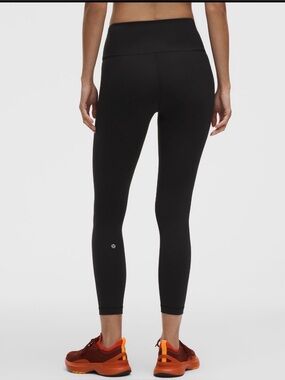 Lululemon Wunder Train High Rise Tight square dot size 6
